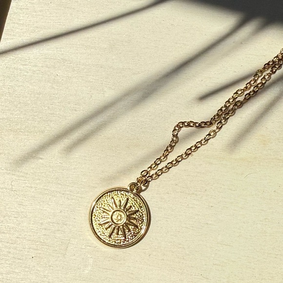 Sale 18 Gold Sun Ray Pendant Necklace
Boho Coin Jewelry - Picture 8 of 8